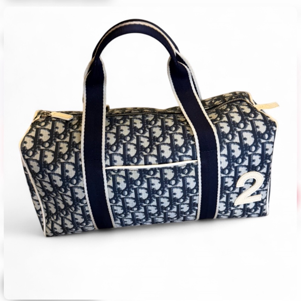 DIOR/ChristianDior Trotteur - Light gray
Navy Blue PVC Patent Leather